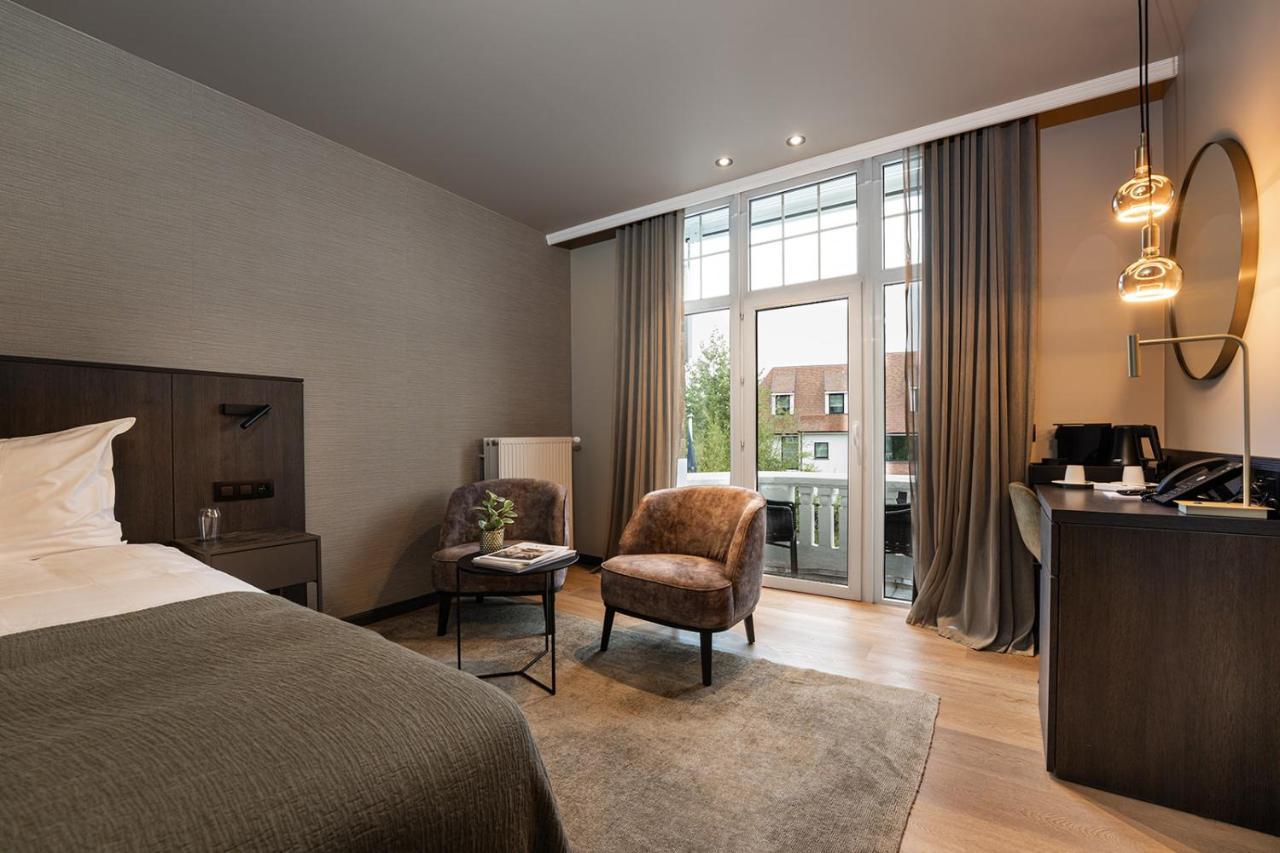Hotel Britannia Кноке-Хайст Екстериор снимка