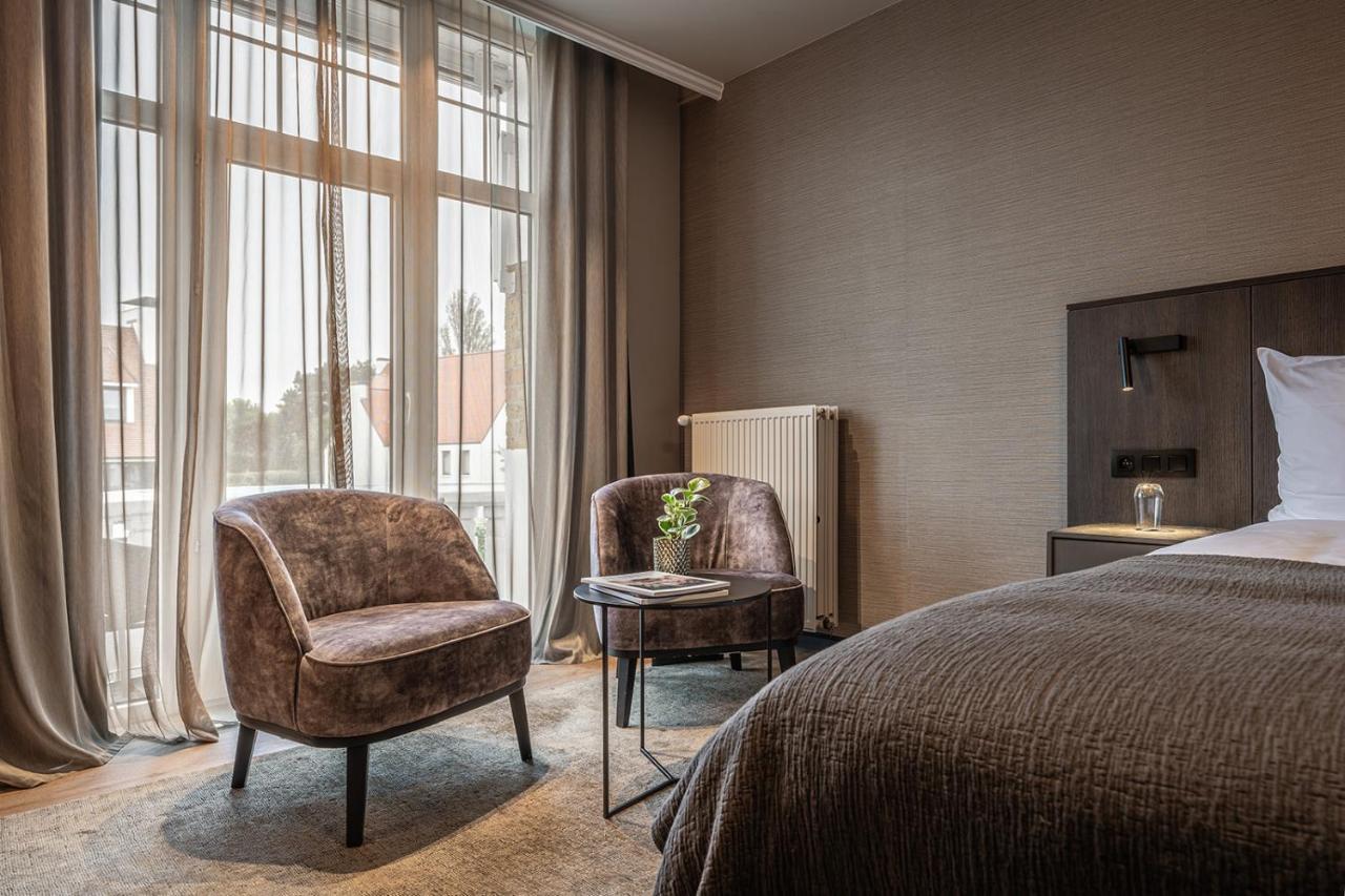 Hotel Britannia Кноке-Хайст Екстериор снимка